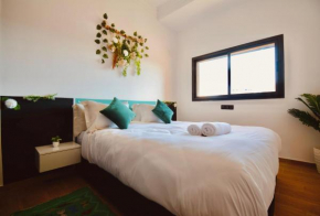 4 Bedroom Duplex- Proche M Avenue , Swimming Pool , Fibre Optique Wifi , Parking